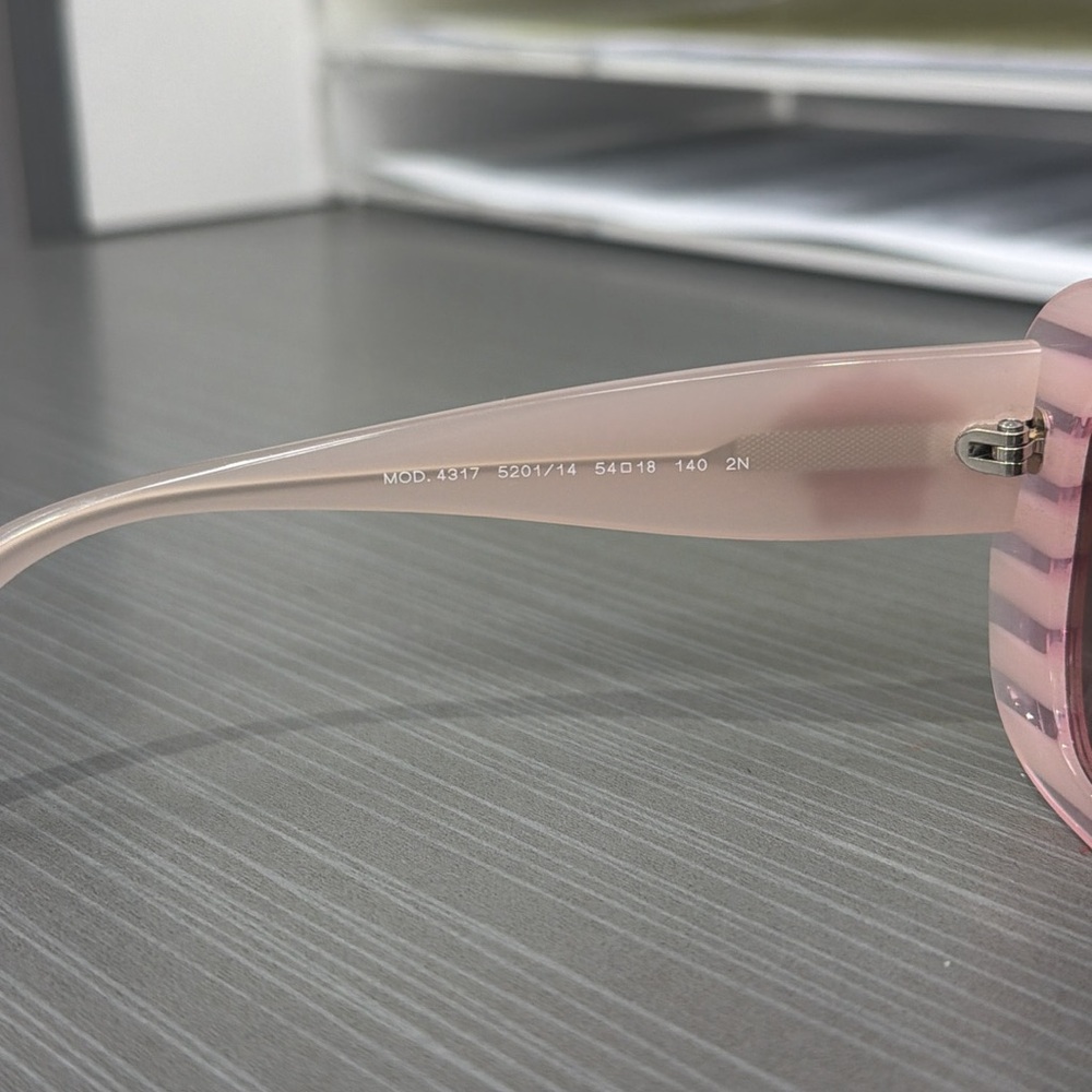 Versace Sunglasses - Picture 5 of 5